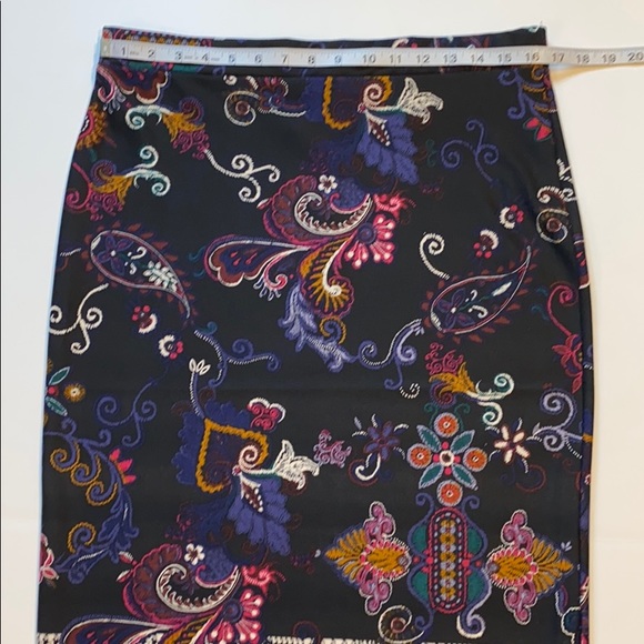 Melissa Paige Medium Pull On Midi Pencil Skirt New D15 - Picture 5 of 8